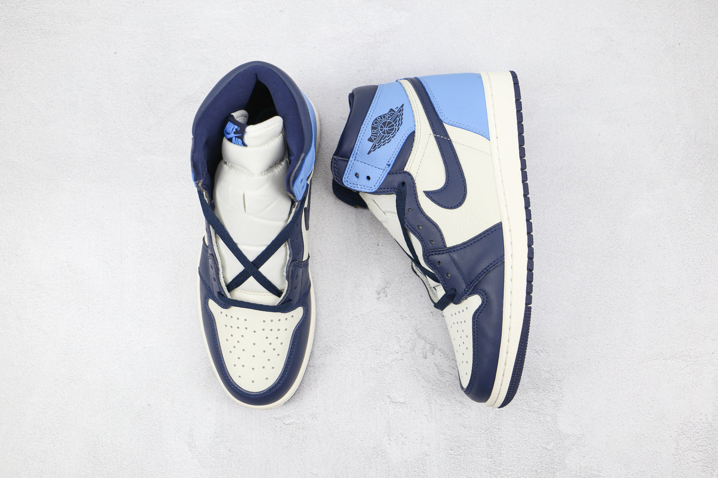 Jordan 1 Retro High Obsidian UNC (Pronta Entrega)